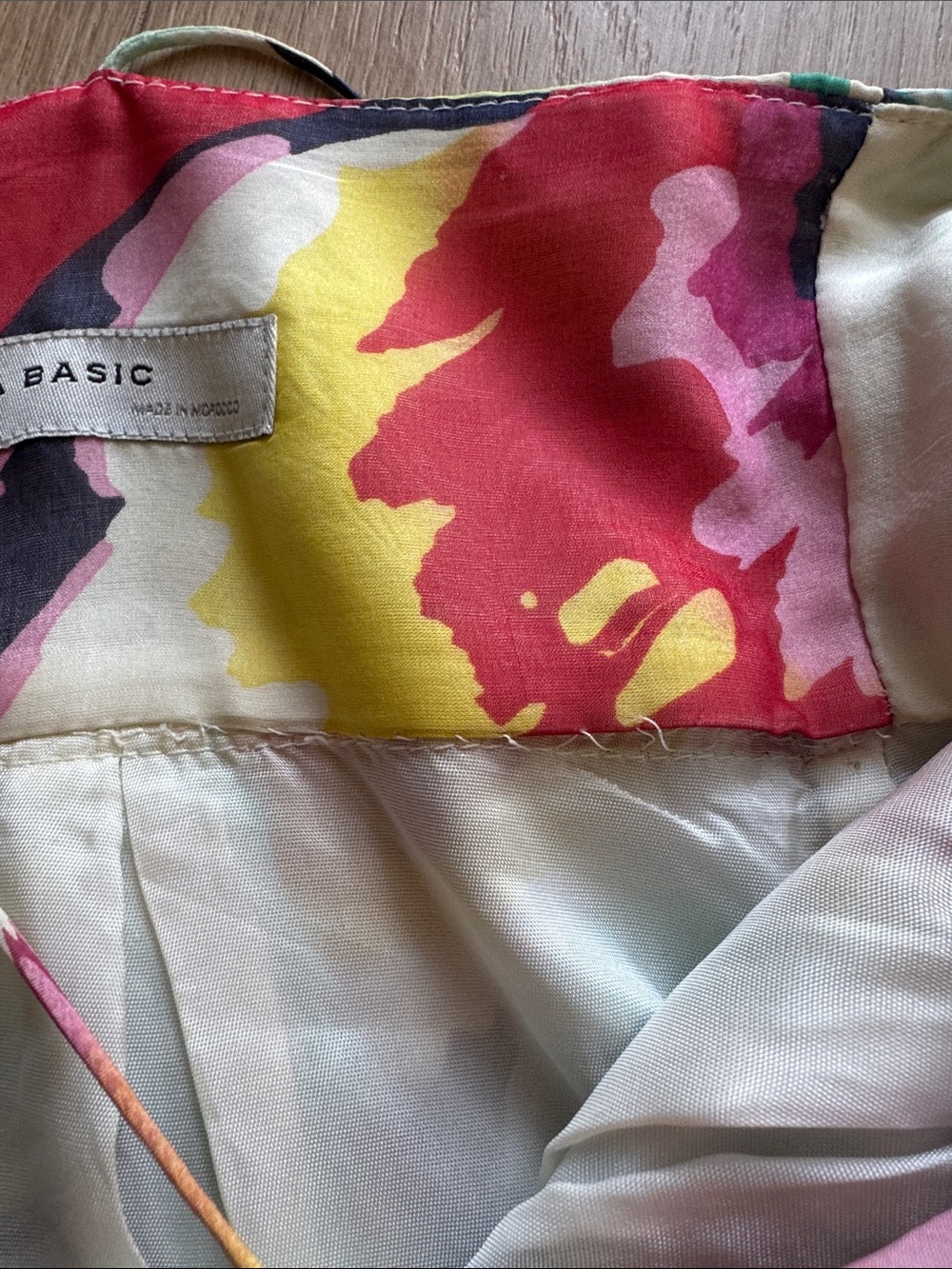 ✨ RARE✨ Zara 100% Silk Floral Maxi Dress Multicolor Size S - Picture 15 of 17